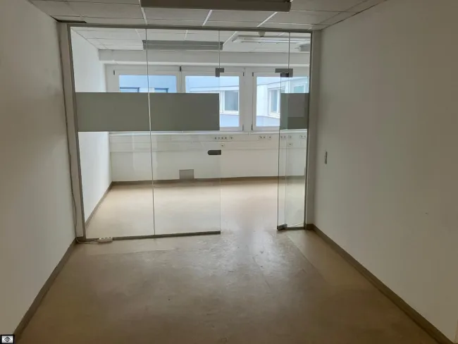 Büro mit 555m² zu vermieten neben Linke Wienzeile - Titelbild