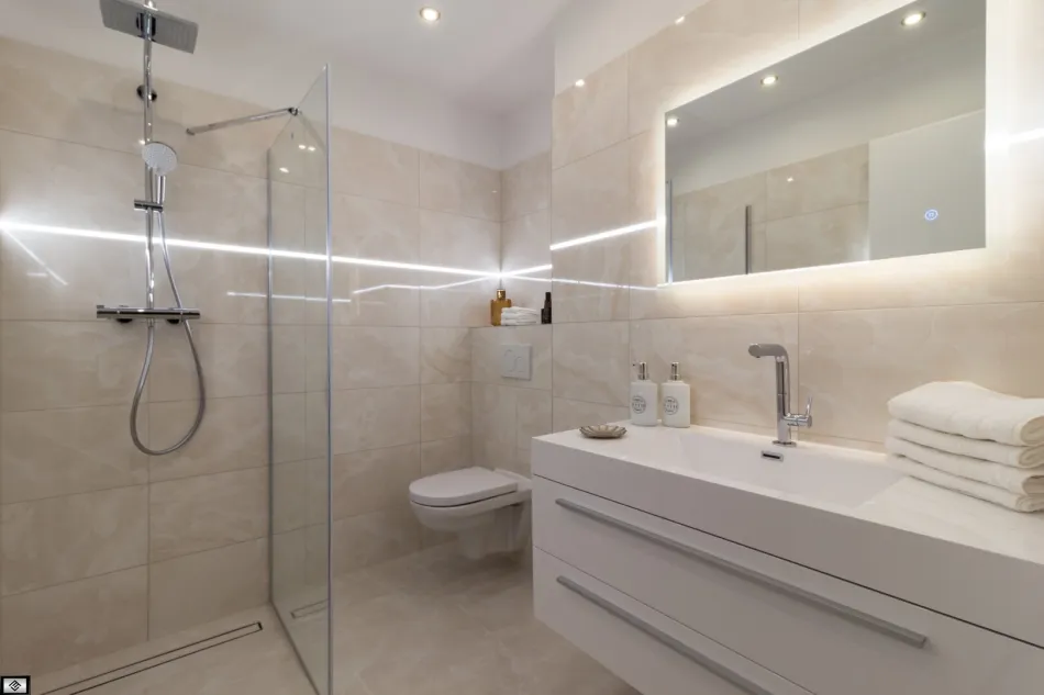 114m2 PENTHOUSE RARITÄT NÄHE URANIA MIT 2 TERRASSEN! - Bild