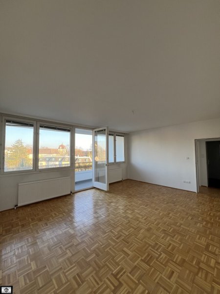 2 ZIMMER WOHNUNG IN BADEN NÄHE STRANDBAD MIT BLICK AM MITTERBERG - PROVISIONSFREI !!!