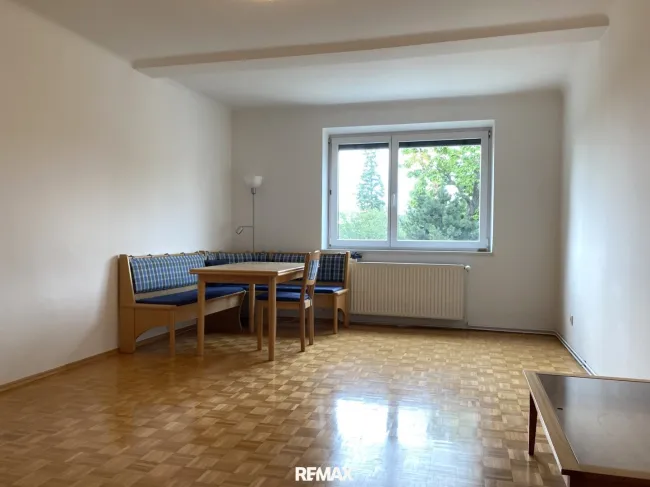 2-Zimmer-Wohnung mit Fernblick in Grünruhelage nahe Pötzleinsdorfer Schlosspark - Titelbild