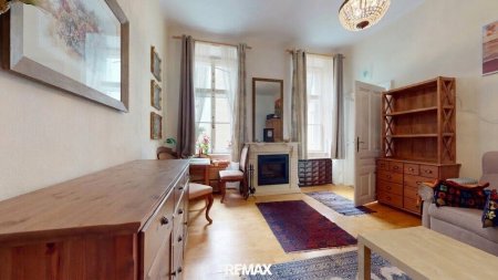 1140 Wien: Hofseitige 1-Zimmer-Altbau-Wohnung im 1. Stock