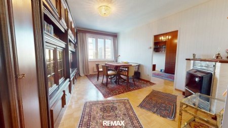 Sanierungsbedürftige Wohnung im 3. Liftstock nahe Bezirksgericht Döbling und Rudolfinerhaus