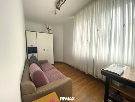 2.5-Zimmer-Wohnung im 2. Liftstock nahe Mariahilfer Straße