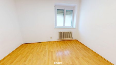 Vielseitig nutzbare Büro-, Praxis- oder Therapiefläche mit zwei Eingängen im Herzen des 9. Bezirks