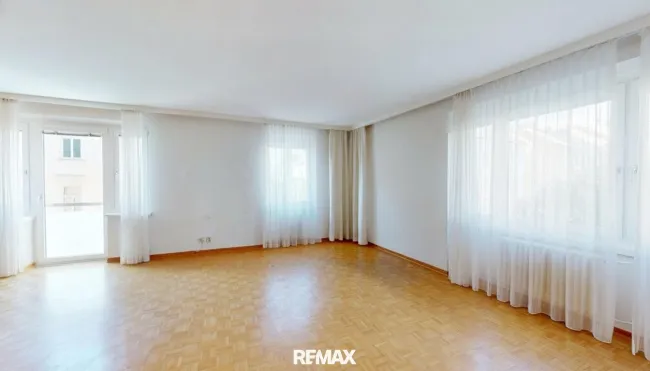 Helle, süd-west-seitige Eck-Wohnung nahe Türkenschanzpark und Gersthofer Platz - Bild