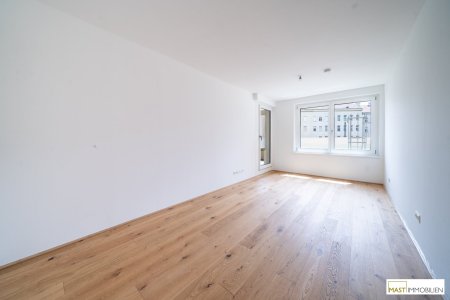 *Fertiggestellt* 3-Zimmer Wohnung mit ostseitiger Freifläche!