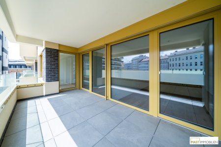 *Fertiggestellt* 3-Zimmer Wohnung mit ostseitiger Freifläche!