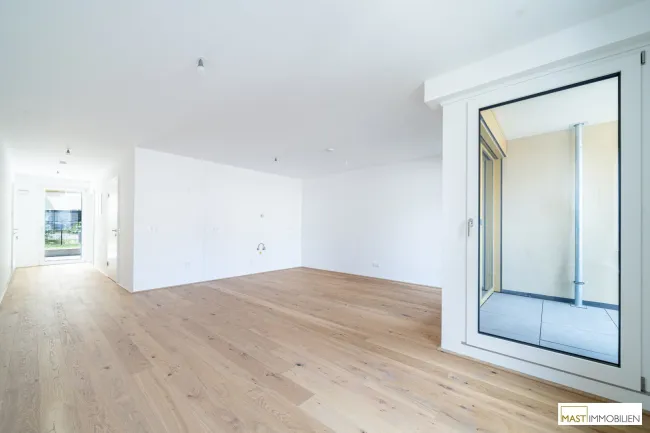 *NEU* 2-Zimmer Gartenwohnung mit über 50 qm Freifläche! - Bild