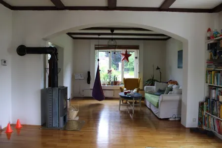 Charmantes Ein- / Zweifamilienhaus mit Garten in Ruhelage in Sankt Barbara – Sanierung des Kellers notwendig!