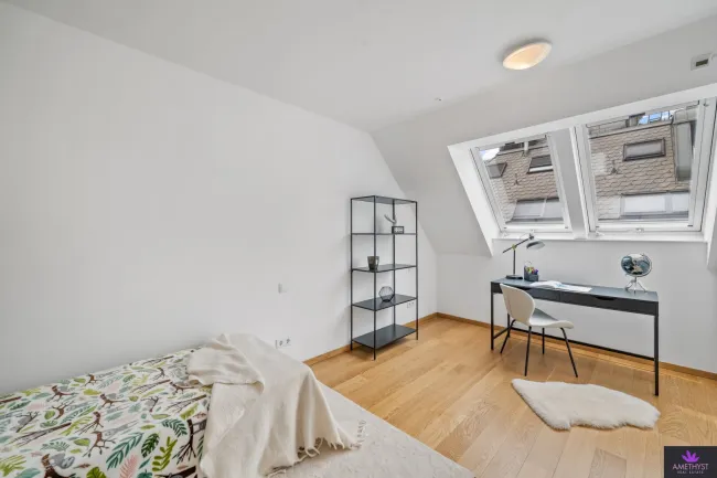 Schlafzimmer untere Ebene