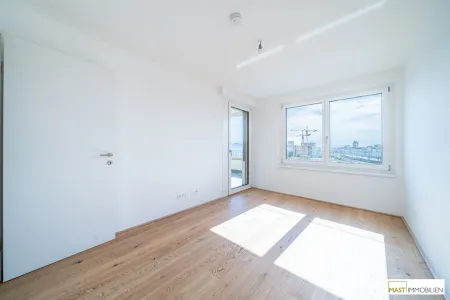 *Erstbezug* 2-Zimmer Wohnung im 7. Liftstock!