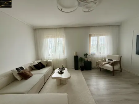Zweigeschossige Maisonette-Dachgeschosswohnung in Neunkirchen