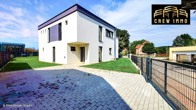 Schlüsselfertig. 🏘️Moderne Doppelhaushälfte🏘️ in Wimpassing: Erstbezug mit Garten, Terrasse und viel Platz! ‼️ - Titelbild