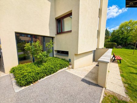 **Großzügige 3-Zimmer-Wohnung nahe Panoramapark**