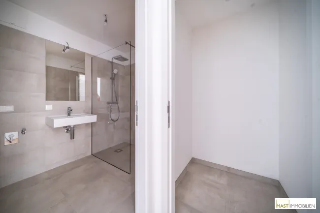 *Erstbezug* 2-Zimmer Wohnung mit 11qm Freifläche! - Bild