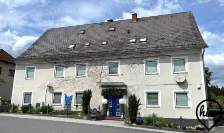* Top-Lage Ligist: Traumhaftes Herrenhaus mit dzt. 4 Wohneinheiten und weiteren Grundstücken ca. 5% Rendite *