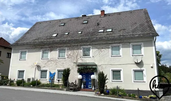 * Top-Lage Ligist: Traumhaftes Herrenhaus mit dzt. 4 Wohneinheiten und weiteren Grundstücken ca. 5% Rendite * - Bild