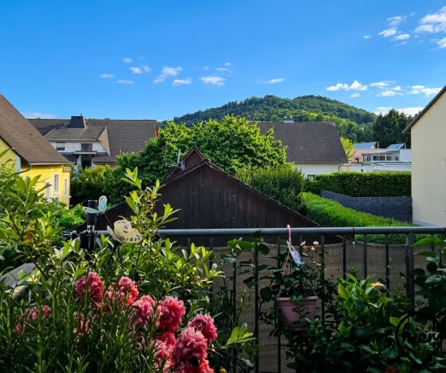 Ruhige 3-Zimmer-Wohnung in Straßgang – großer Sonnenbalkon & Garage | Ideal für Paare/Familien - Titelbild