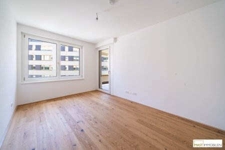*Sofortbezug* Helle 2-Zimmer Wohnung mit Loggia im 5. Obergeschoss!
