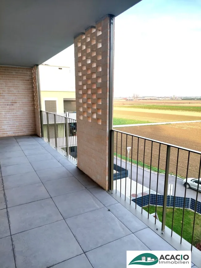 3-Zimmerwohnung in neuer Wohnhausanlage mit großer Loggia und tollem Ausblick auf Grünanlage mit toskanischem Flair - Neubau - Erstbezug - Tiefgarage vorhanden - Bild