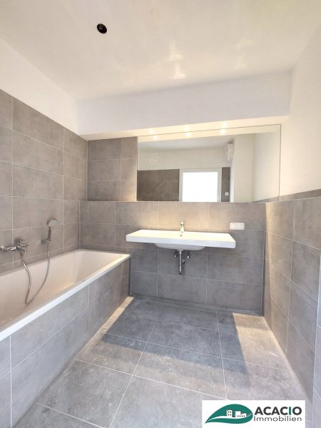 ***TRAUMHAFT: sonnige 3-Zimmer-Neubauwohnung mit Dachterrasse - KLIMAAKTIV Gold ausgezeichneter Neubau - keine Provision für den Käufer - Nähe St. Pölten / Wohnpark Ober-Grafendorf - ökologisch, hochmodern, ausgezeichnet ***