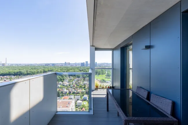 MARINA TOWER | 20. Stock: Wohnen mit WEITBLICK! - Titelbild