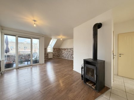 PERFEKT für junge FAMILIEN! Ruhige DG-Wohnung mit TERRASSE!