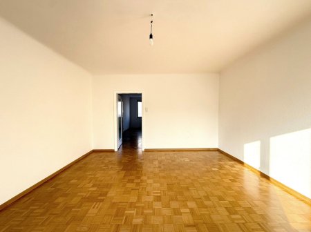 FREIER MIETZINS! WERTSTEIGERUNG durch SANIERUNG! Optimale 2-Zimmer-Wohnung für Paare oder Singles.