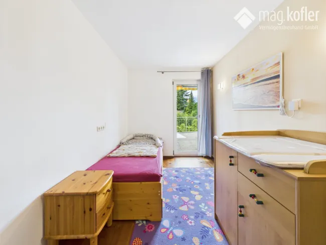 Schlafzimmer 2 OG