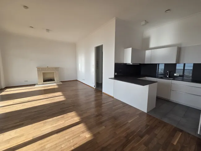 Direkte Seelage: Hochwertige 4-Zimmerwohnung, Traum-Seeblick in Lochau zum mieten! - Bild