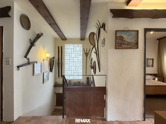 Treppe zum Untergeschoss