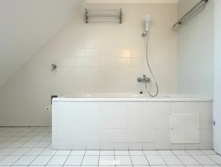 1. Dachgeschoss - Badewanne