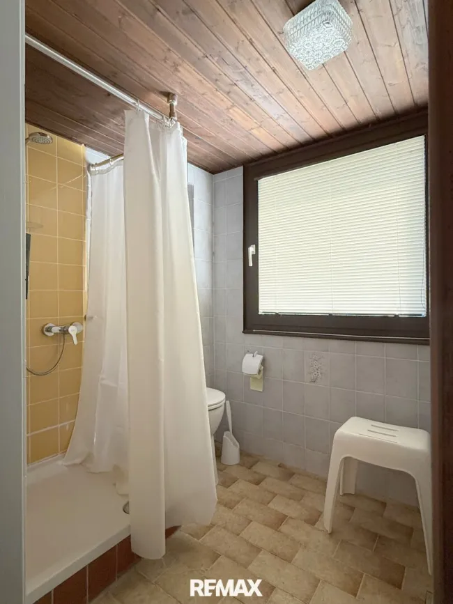 Untergeschoss - Badezimmer