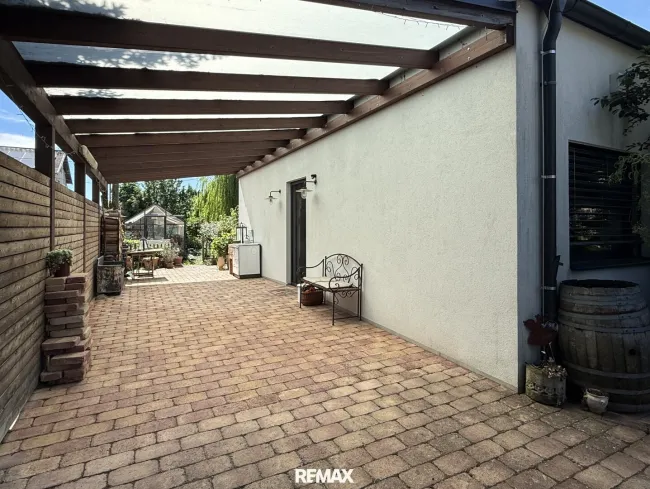 Carport