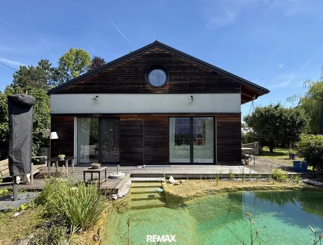 Das Haus und das Naturpool