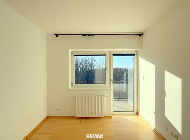 Zimmer 3 mit Balkonzugang