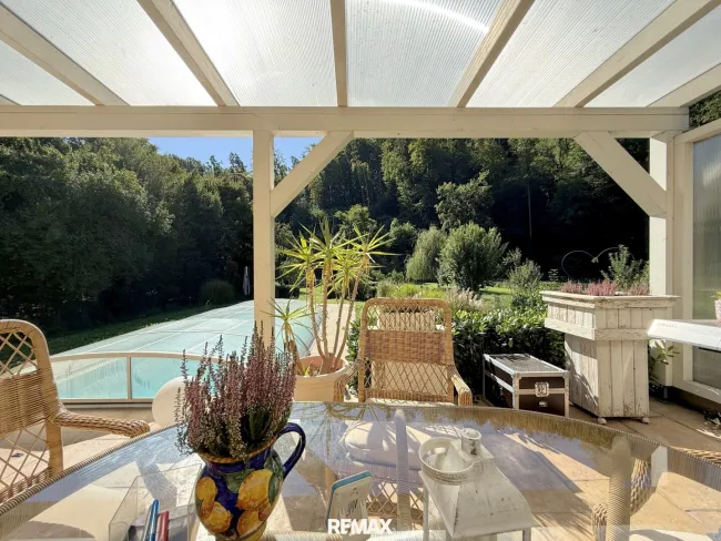 Terrasse überdacht
