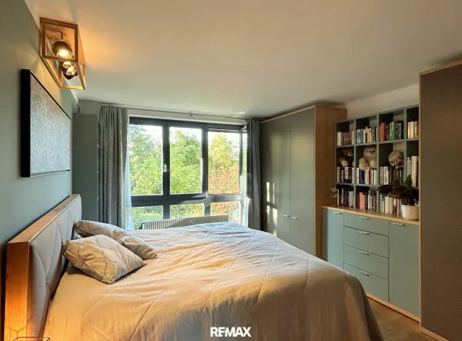 Schlafzimmer mit Grünblick
