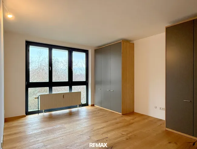 Schlafzimmer mit Grünblick