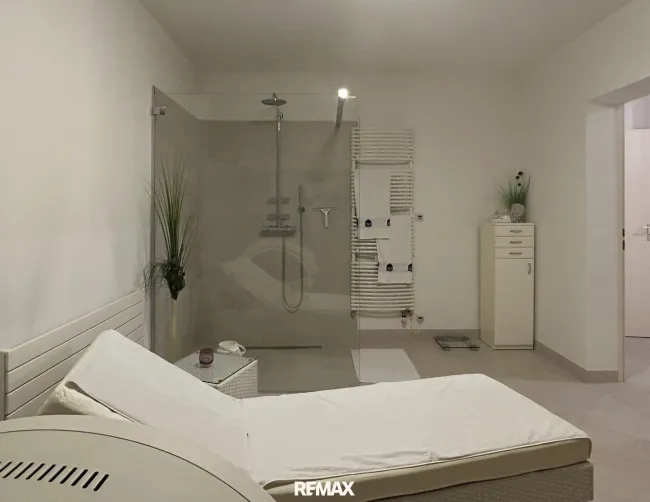 Wellnessraum mit Dusche - Untergeschoss