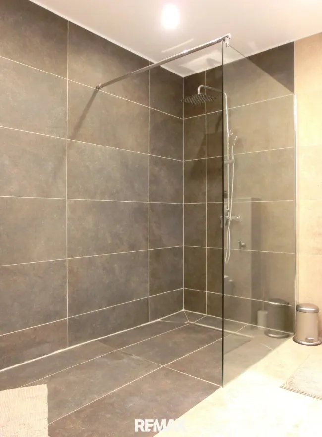 Dusche