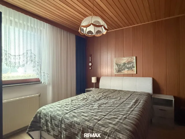 Erdgeschoss - Schlafzimmer