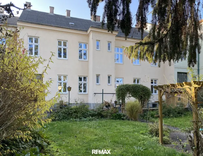 Hausansicht von Garten