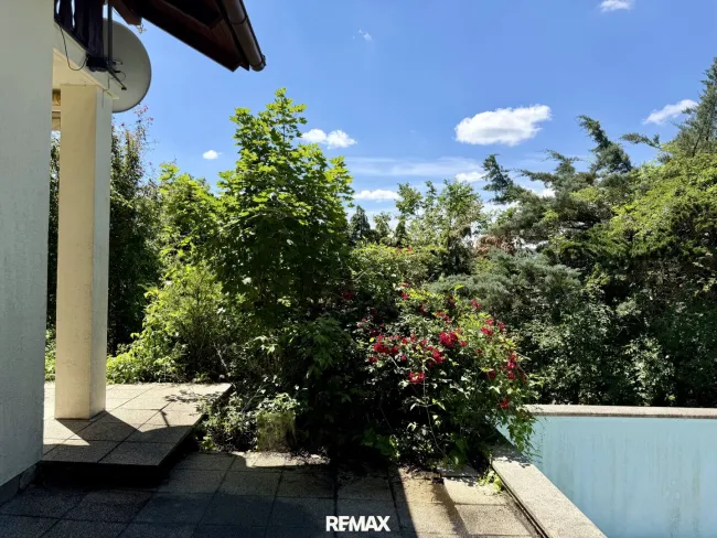 Zugang zum Pool