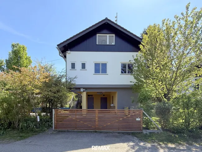 Straßenansicht