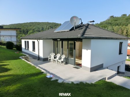 Hausansicht vom Garten