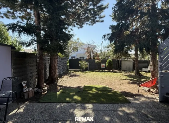 VERKAUFT- Eck-Reihen-Haus im Groß-Garten-Format mit Tiefgaragenplatz! - Bild