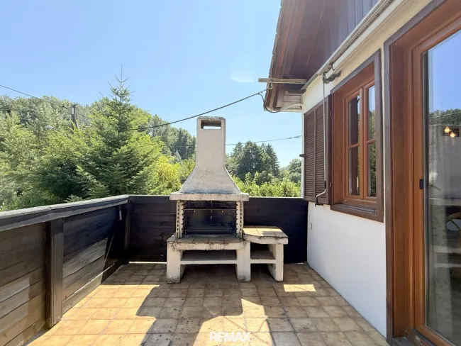 Balkon mit Grill
