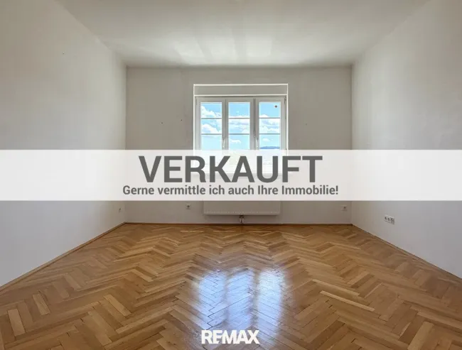 VERKAUFT - Von überall das Beste - Eigener Garten UND Ausblick zum Verlieben! - Titelbild