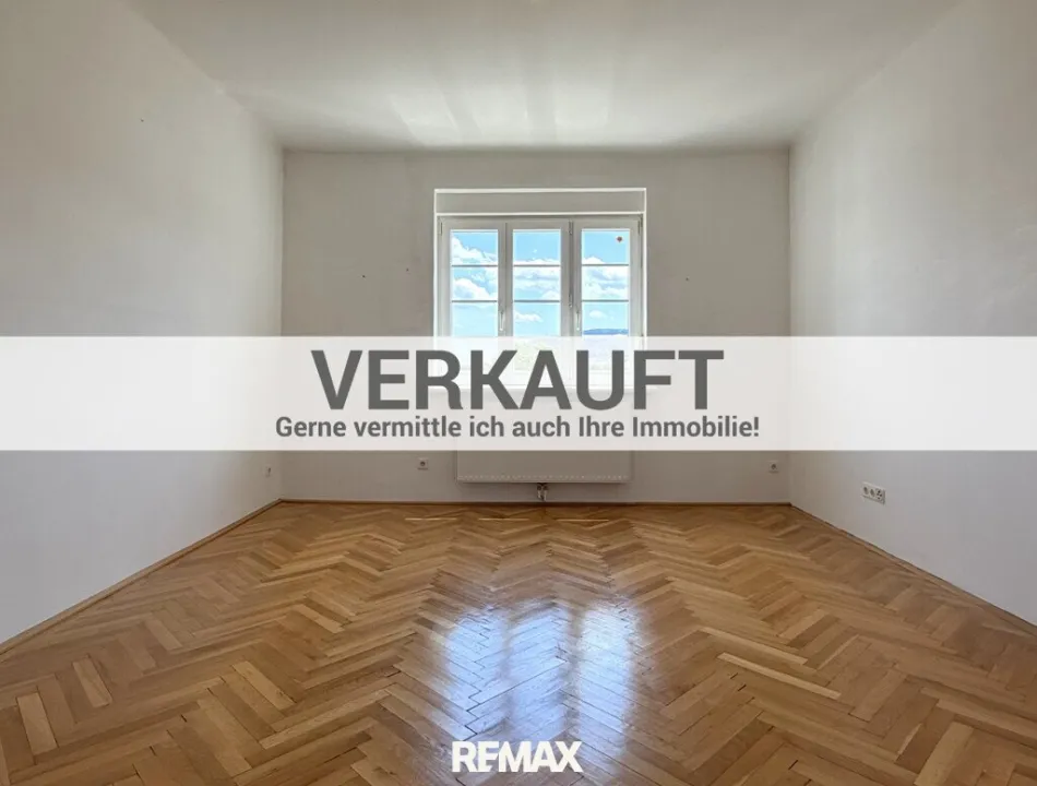 VERKAUFT - Von überall das Beste - Eigener Garten UND Ausblick zum Verlieben! - Titelbild